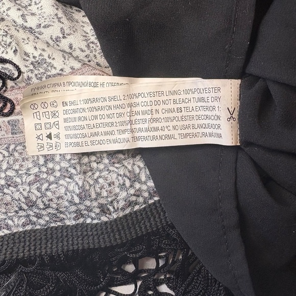 Forever 21‎ Boho Floral & Fringe Midi Dress Size M - Picture 10 of 10